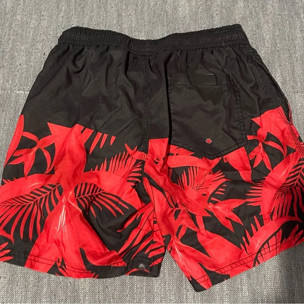 Men’s | Size Small | Swim Trunks | Black & Red